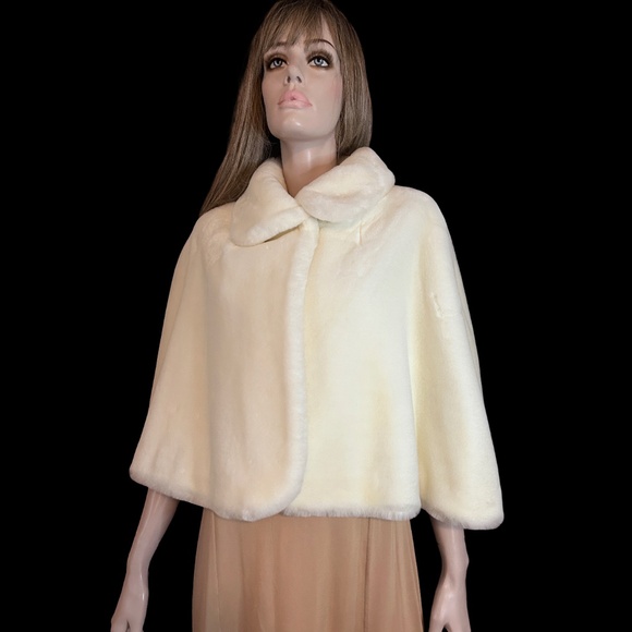 Novelti for Laura Bridal Faux Fur Cape Caplet Shawl Jacket Cover up with collar - Picture 4 of 14